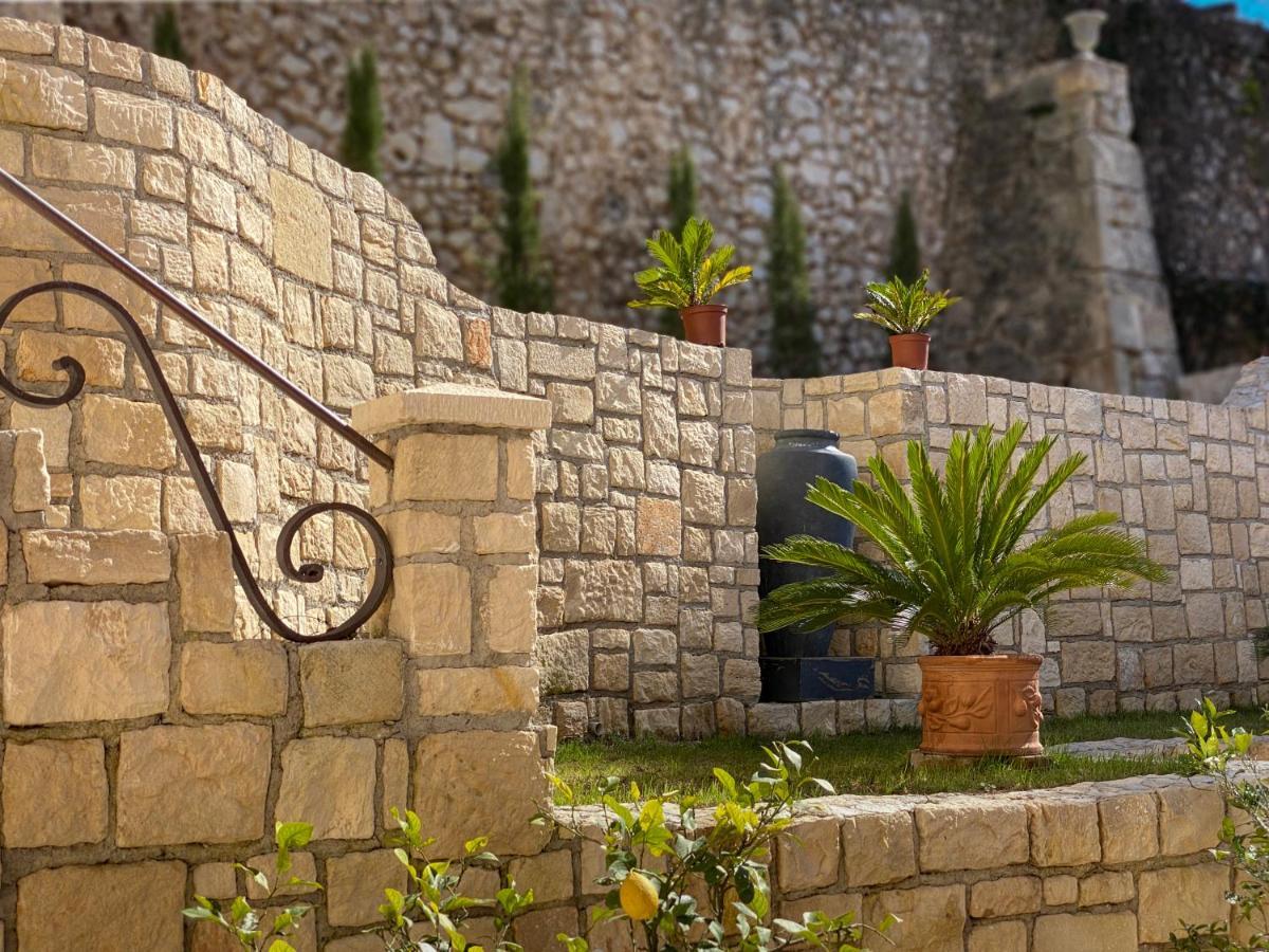 Shangri La Mansion Mostar Eksteriør billede