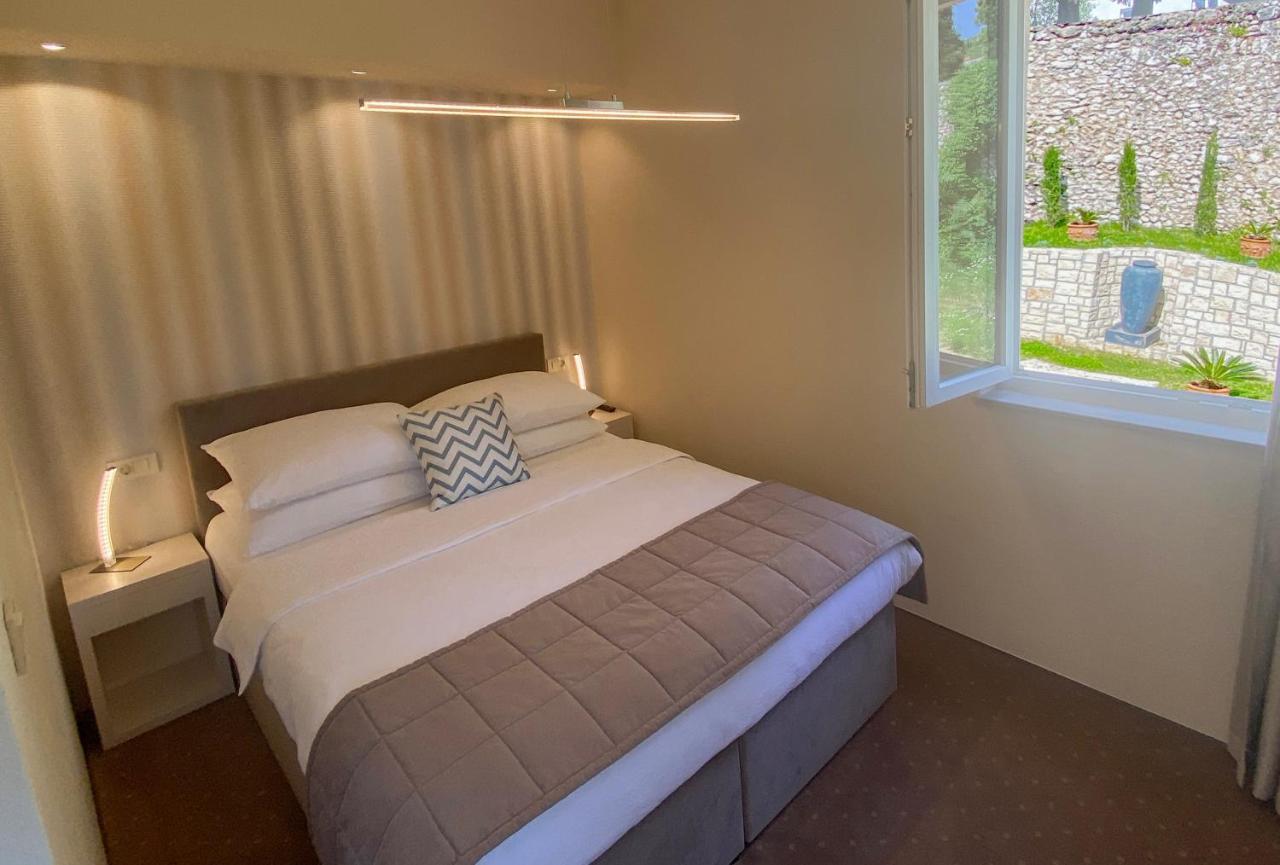Shangri La Mansion Mostar Eksteriør billede